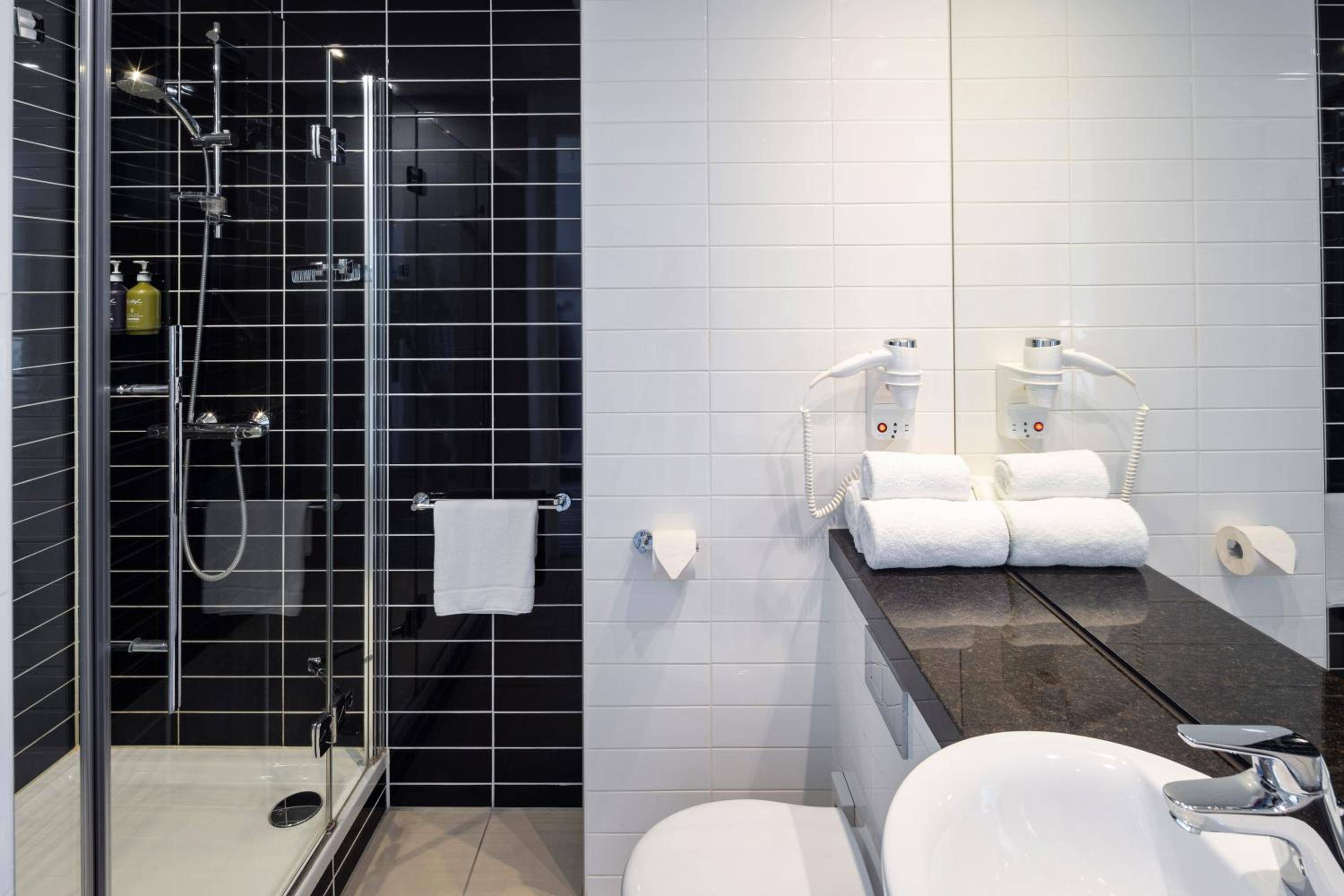 Holiday Inn Express Amsterdam Arena Towers, an IHG Hotel