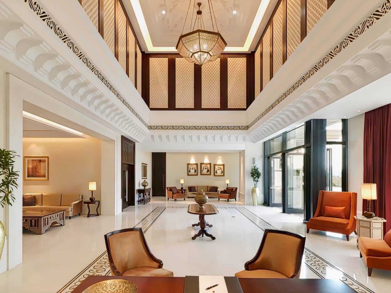 Bab Al Qasr Hotel