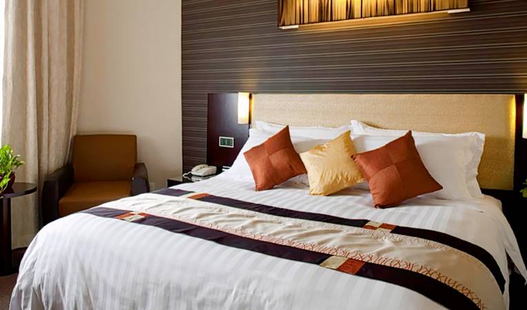 Hotel Royal @ Queens (SG Clean)