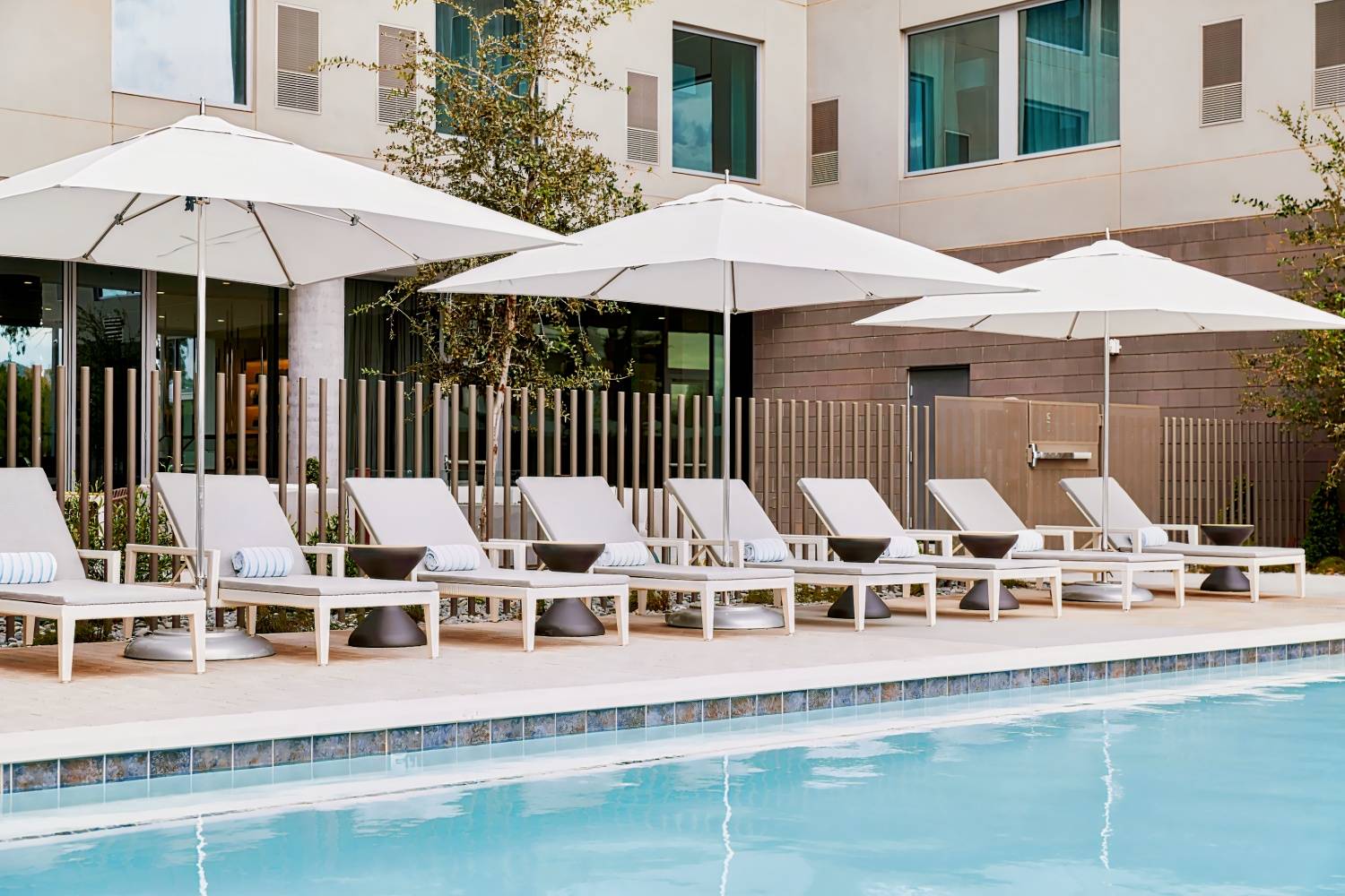 AC Hotel by Marriott Phoenix Biltmore