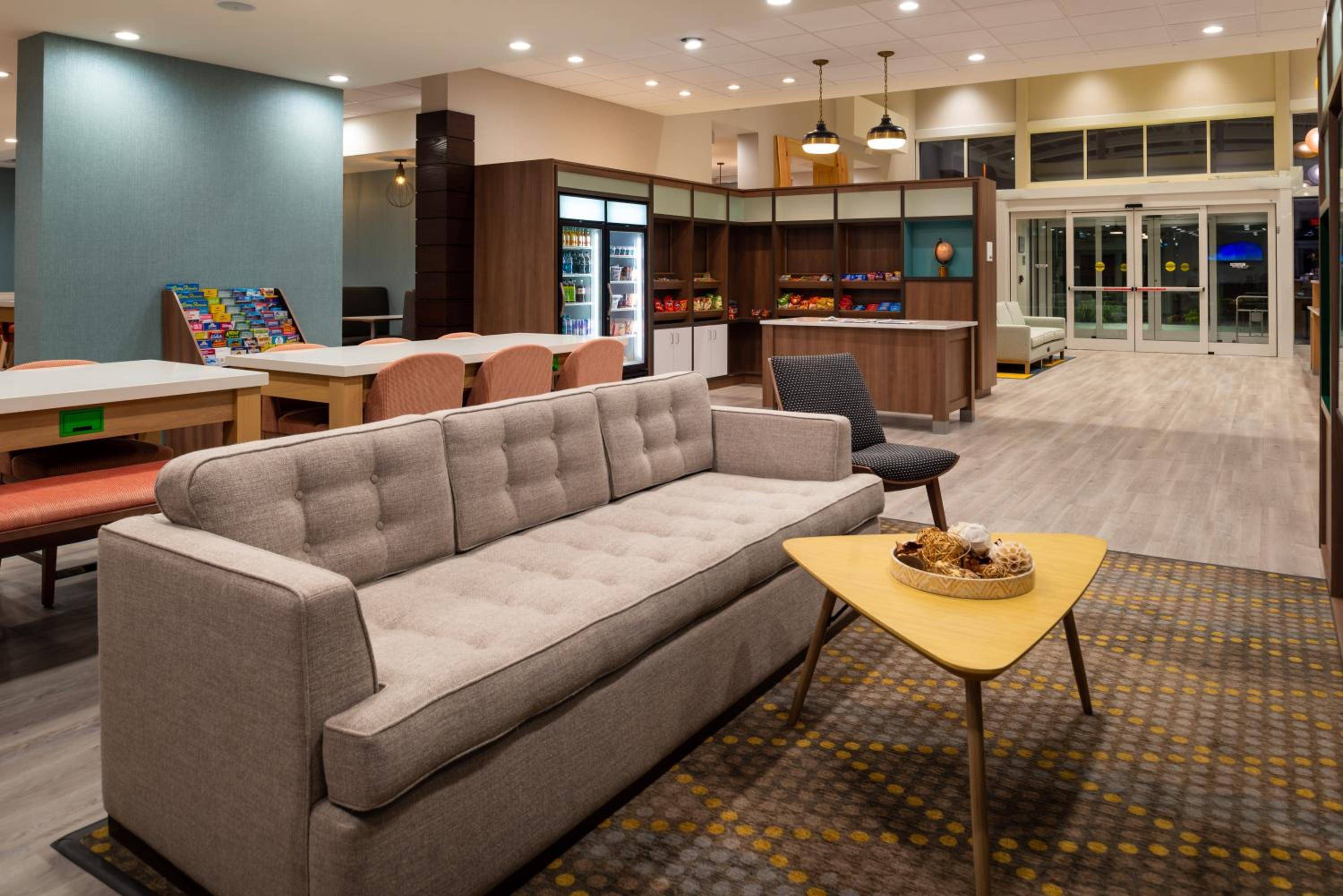 Holiday Inn & Suites Orlando  I-Drive Theme Parks