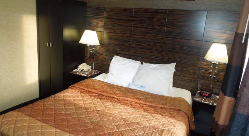 Days Inn Brooklyn