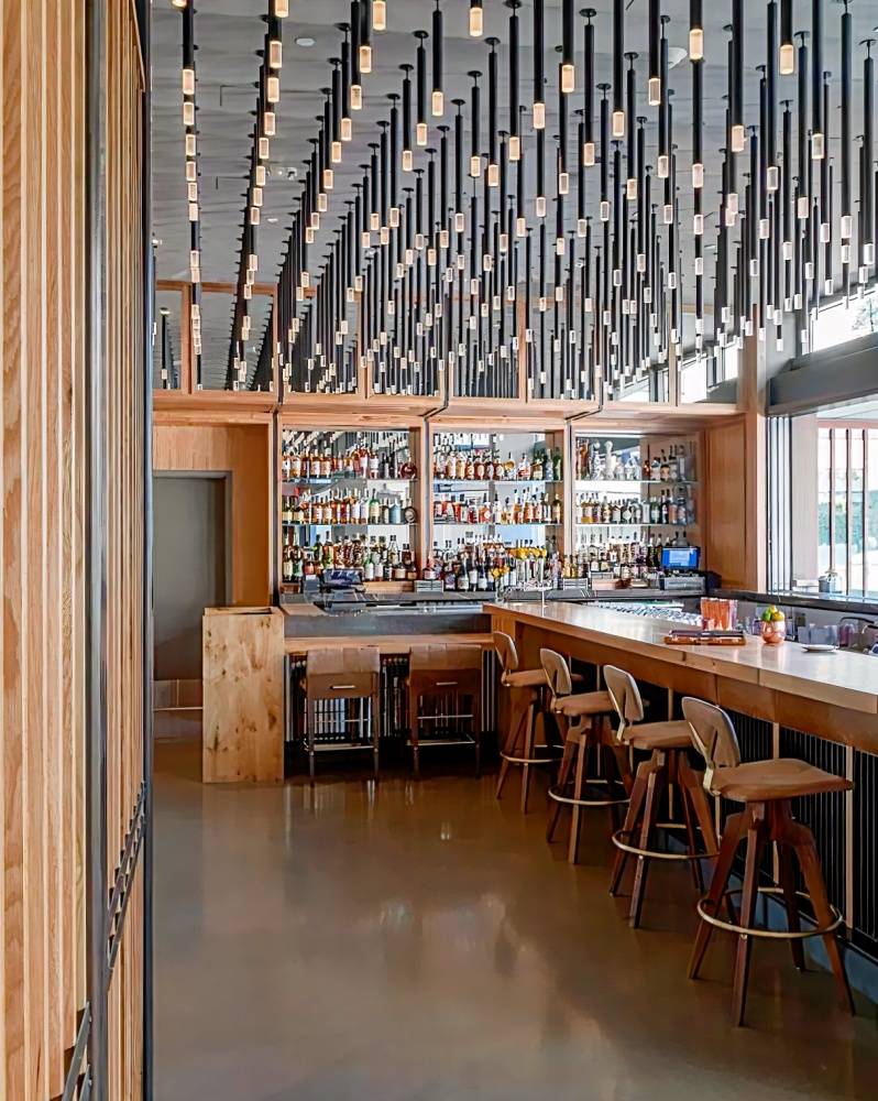 Park James , Menlo Park hotel during the day Dayuse.sg