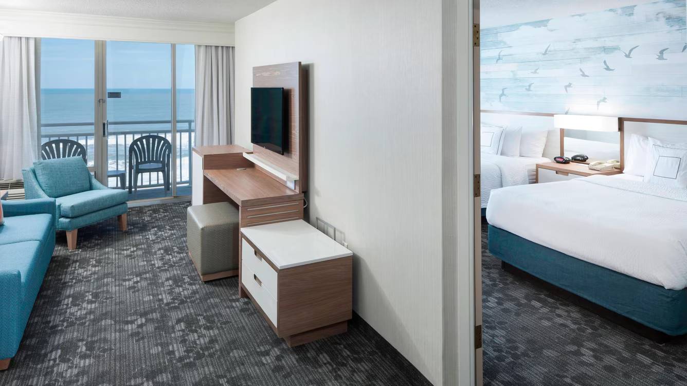 Courtyard Virginia Beach Oceanfront / North 37th Street
