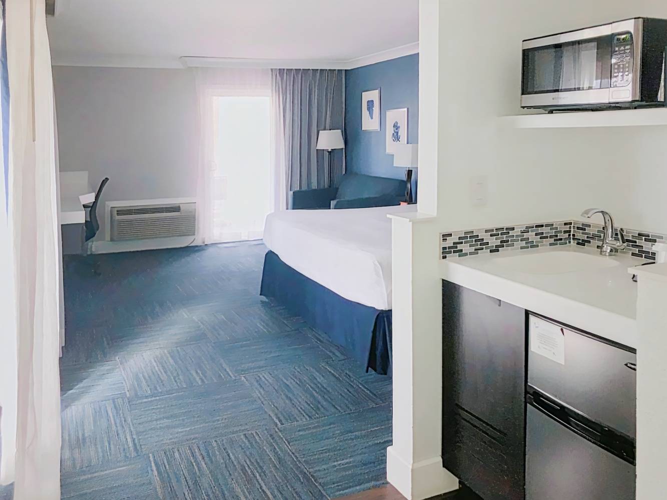 The Pacific Inn