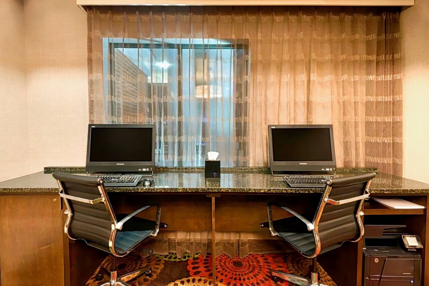 Holiday Inn Express & Suites Little Rock-West