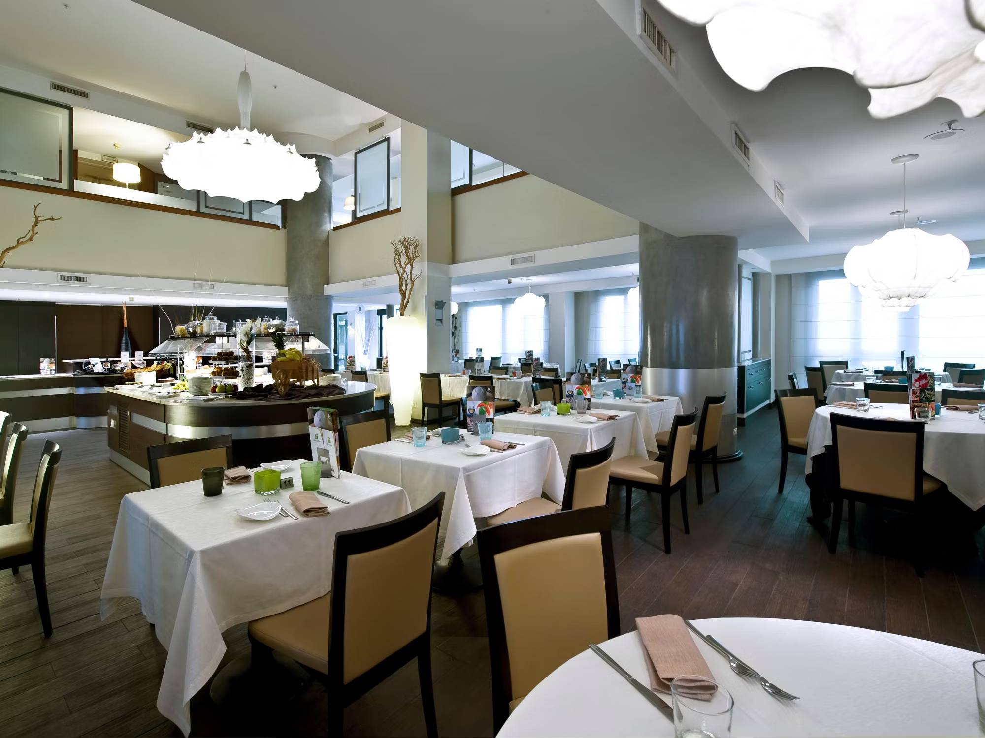 Holiday Inn Naples, an IHG Hotel