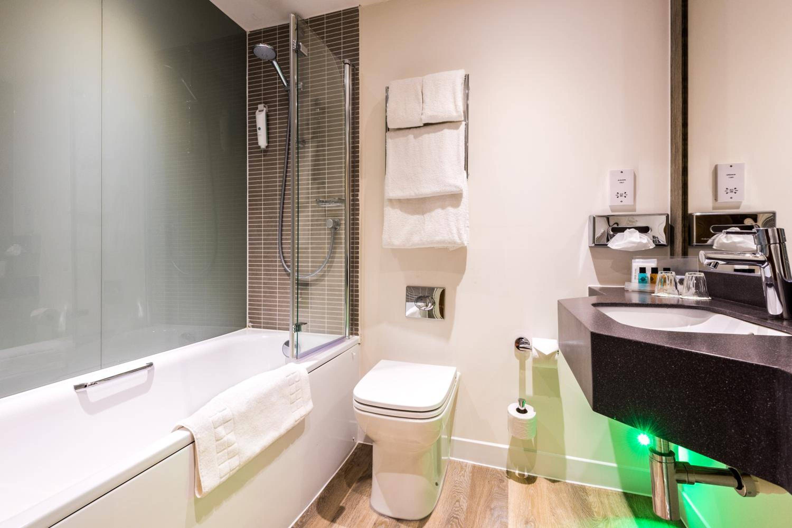 Holiday Inn Runcorn M56 Junction 12, an IHG Hotel
