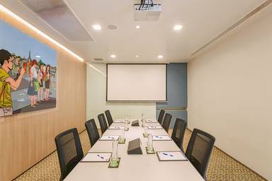 Holiday Inn Express Bangkok Sathorn Bang Rak 44 During The Day Dayuse Com Holiday Inn Express Bangkok Sathorn Bang Rak 44 During The Day Dayuse Com