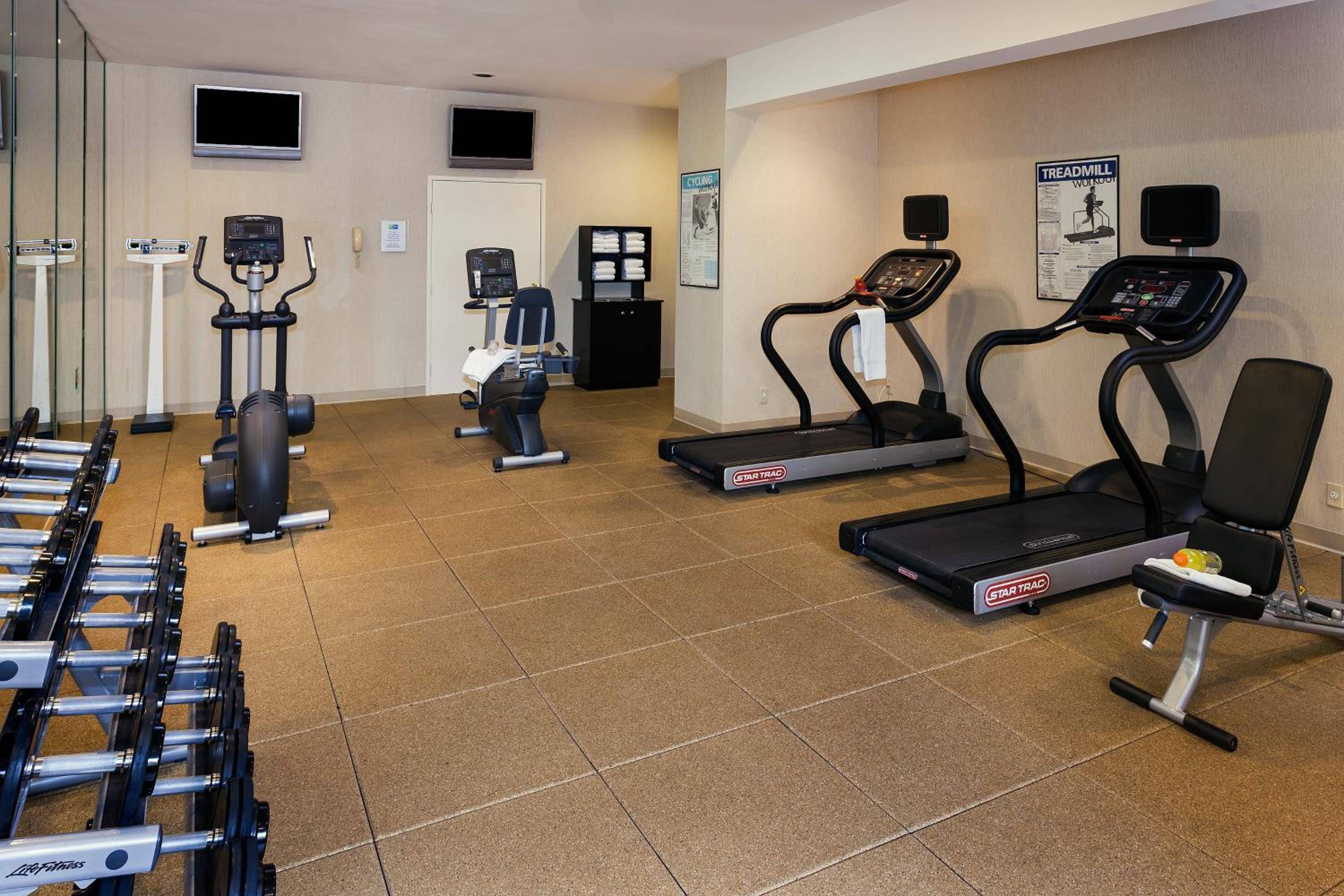 Holiday Inn Express Simi Valley