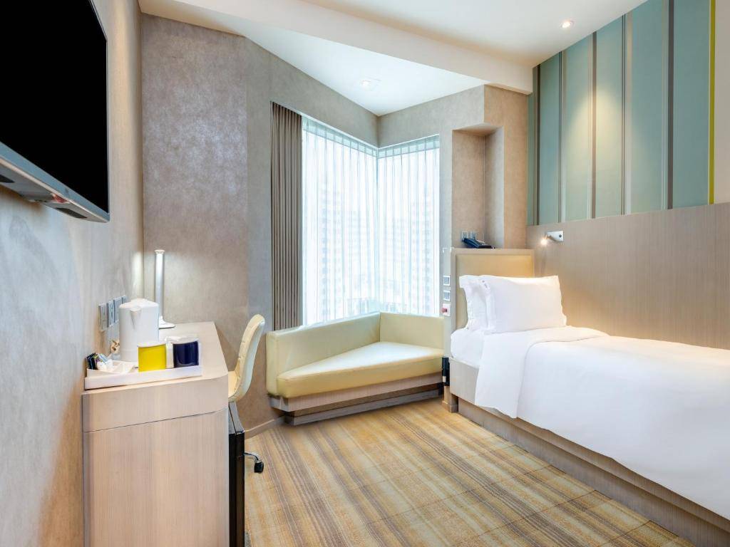 Holiday Inn Express Hong Kong Mongkok, an IHG Hotel