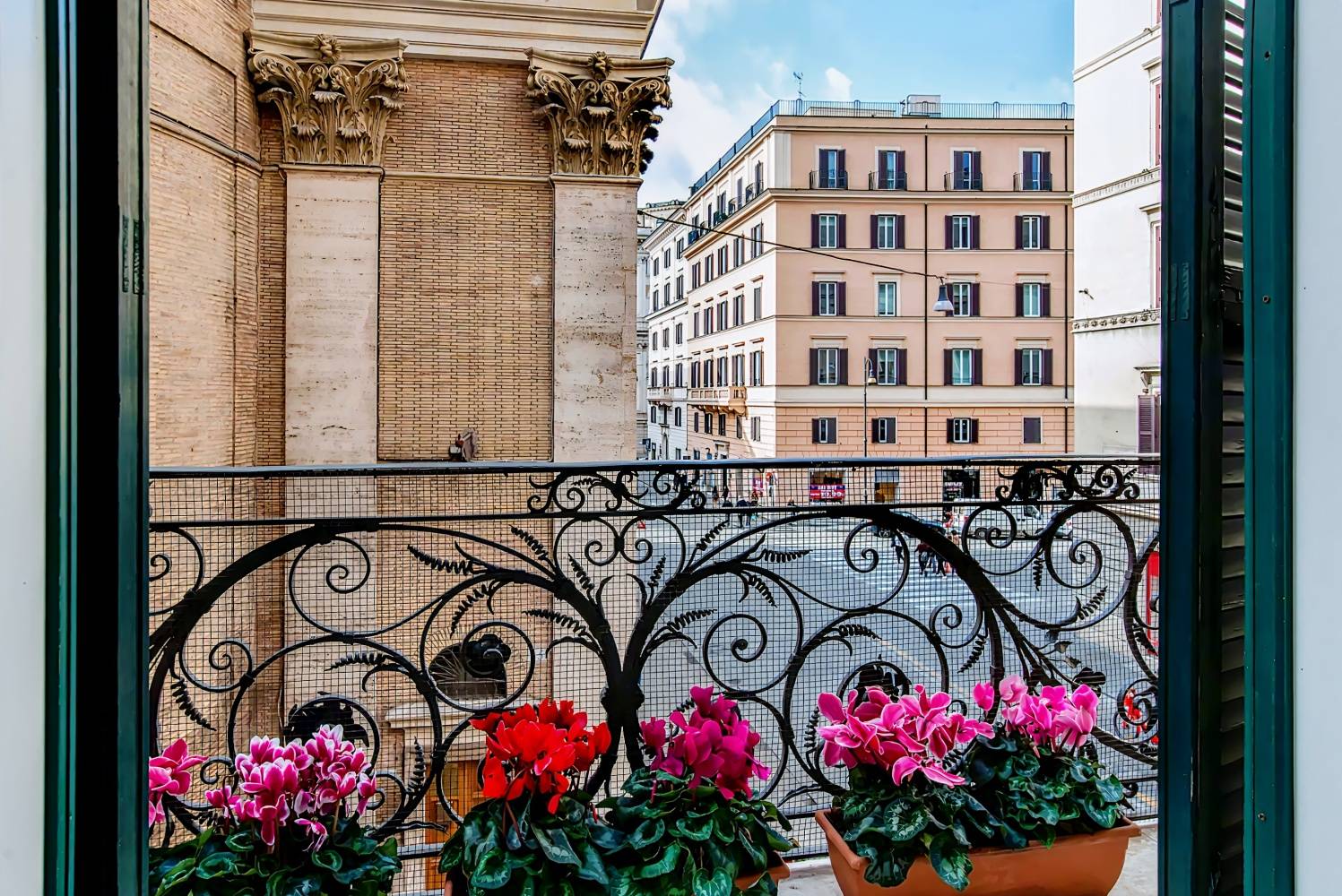 Hotel Tritone