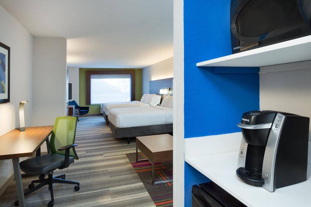 Holiday Inn Express Hotel & Suites Tampa-Fairgrounds-Casino