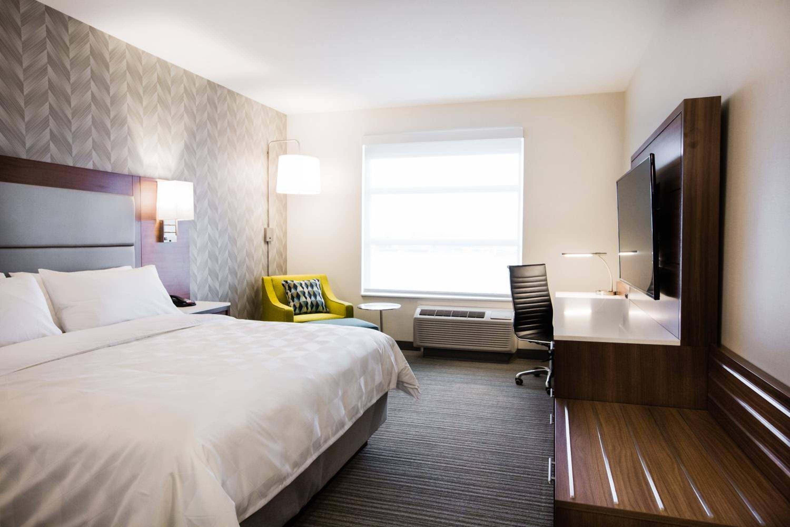 Holiday Inn Hotel & Suites Calgary South - Conference Ctr