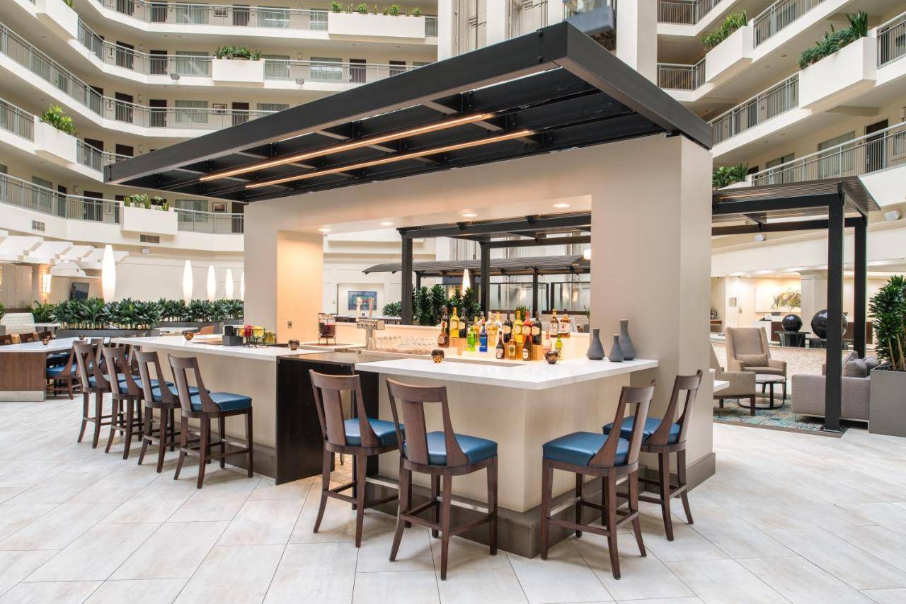 Embassy Suites Seattle - Tacoma International Airport