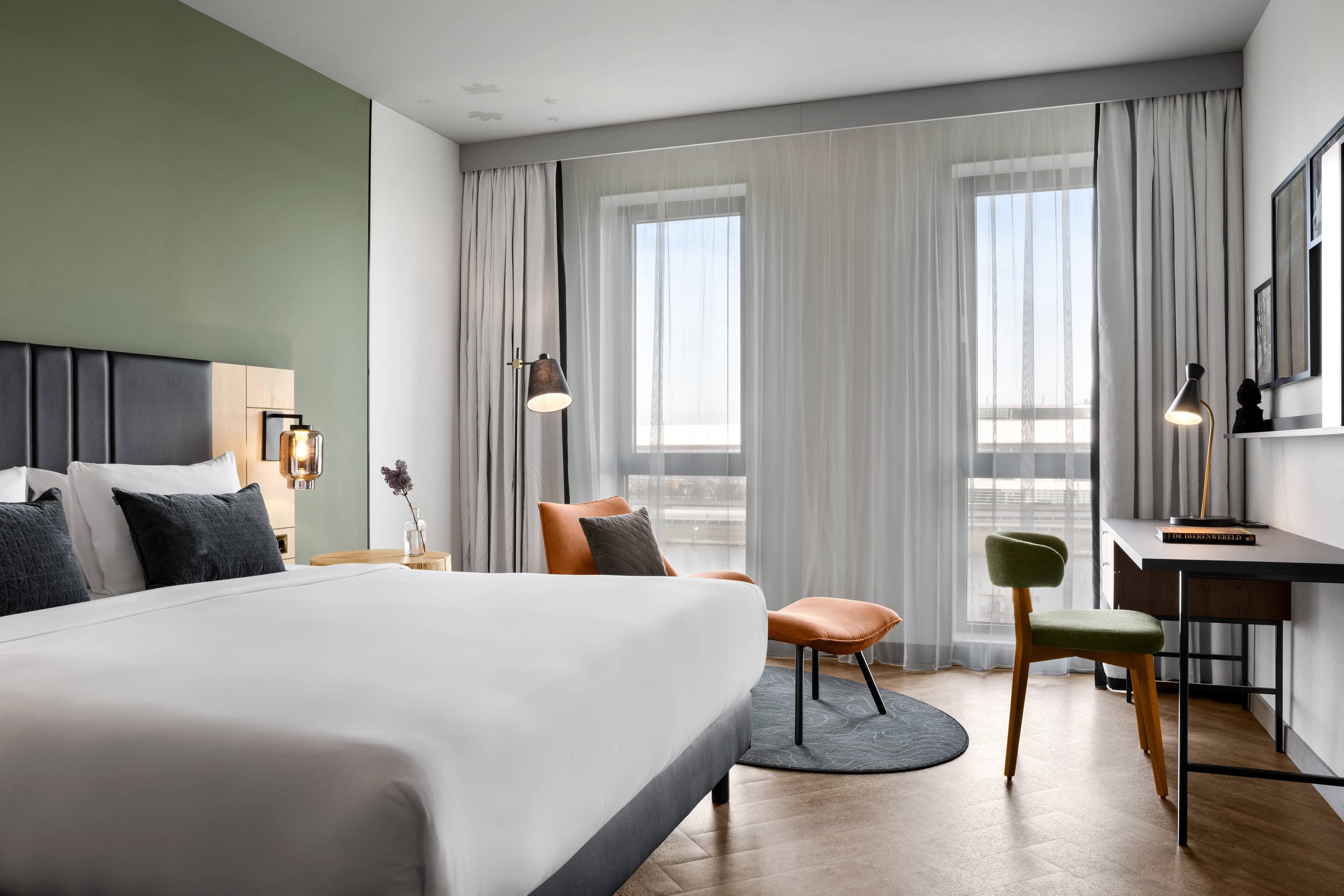 Renaissance Amsterdam Schiphol Airport Hotel