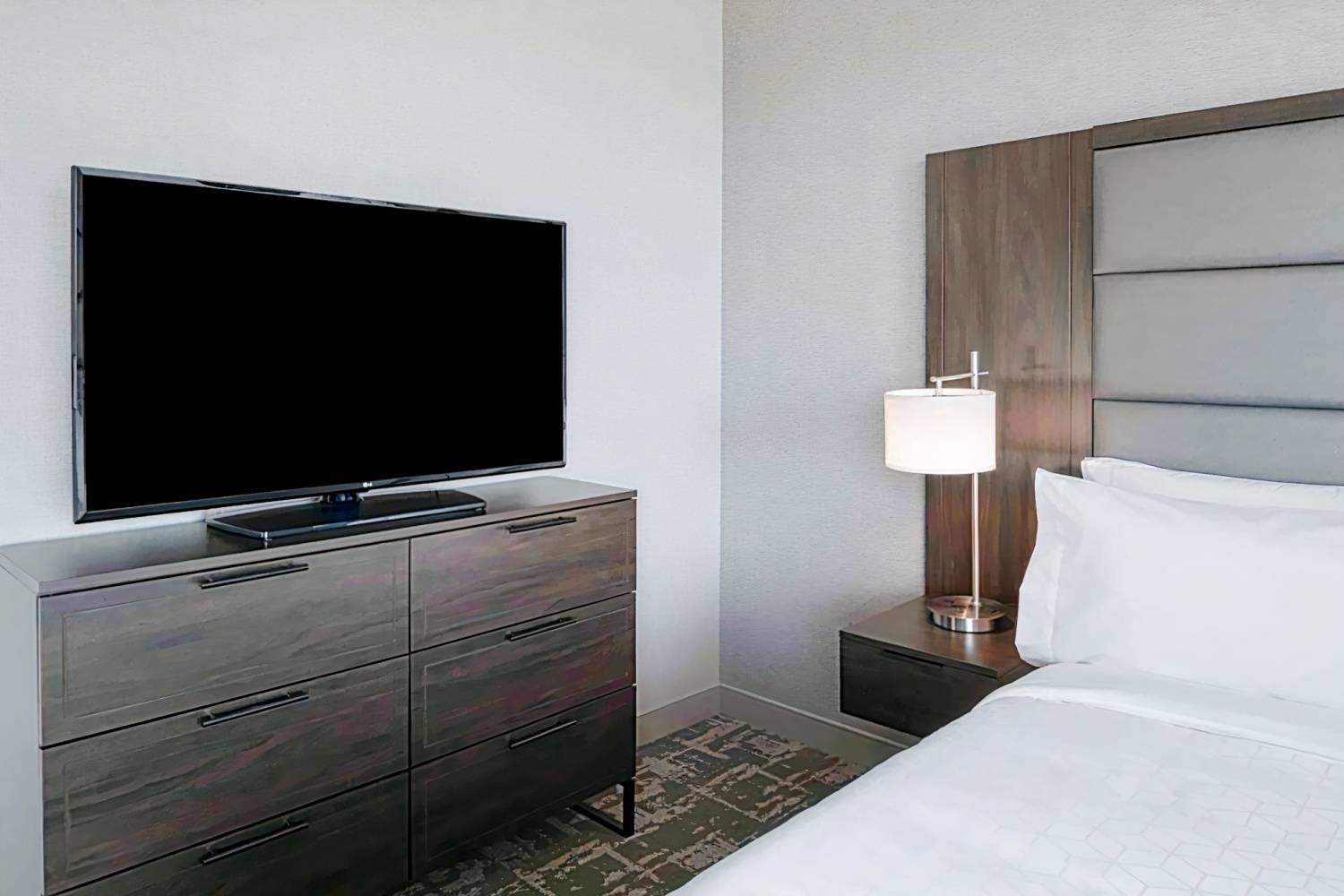 Staybridge Suites Boston Logan Airport - Revere