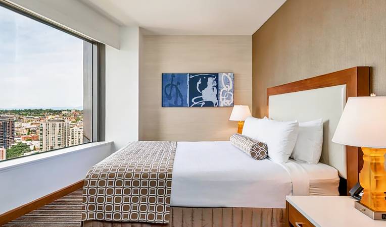 Crowne Plaza Seattle Downtown