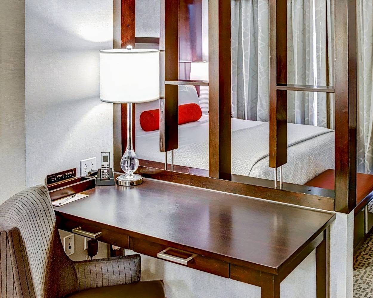 Cambria Hotel White Plains - Downtown