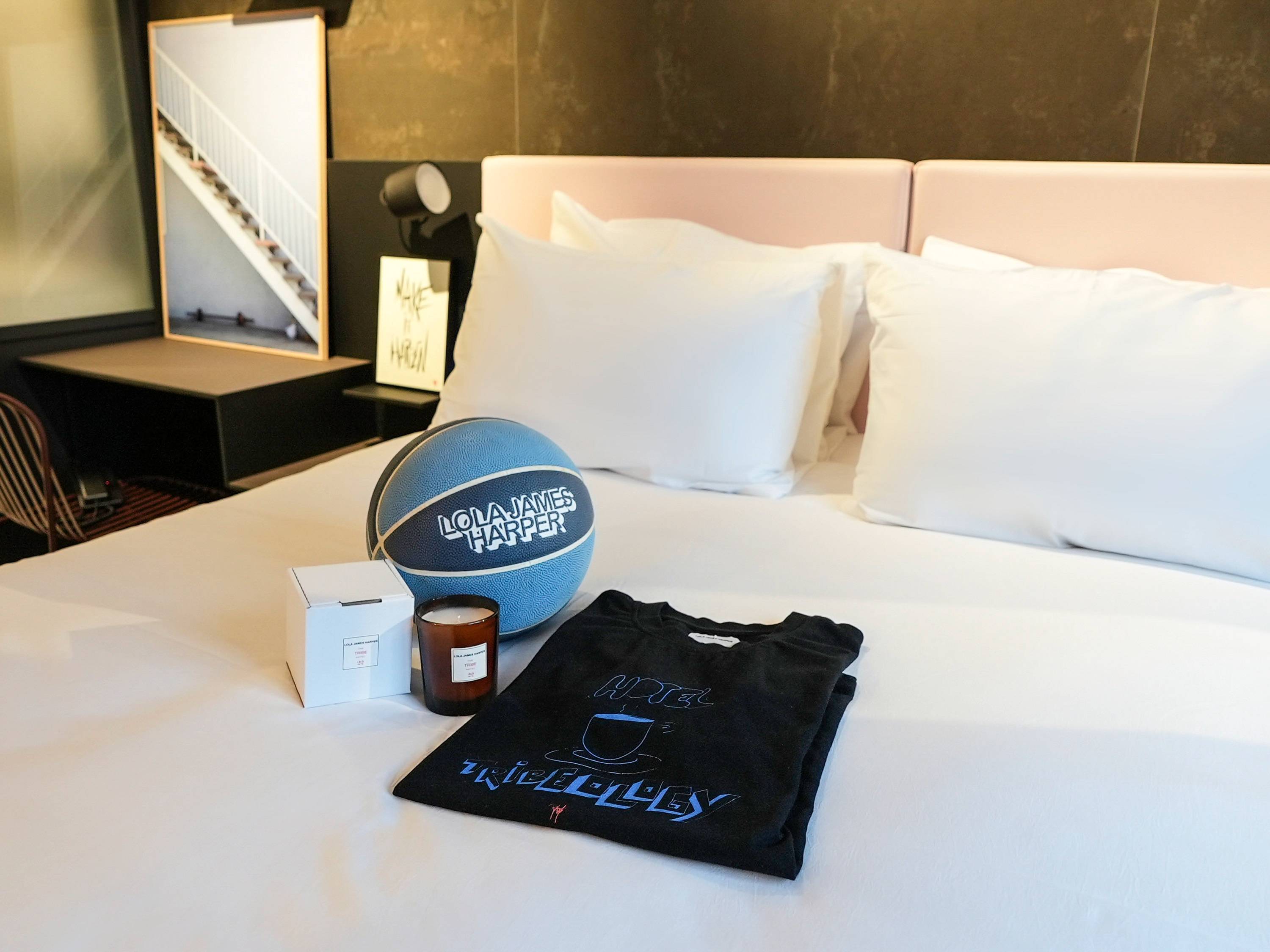 TRIBE Paris Batignolles