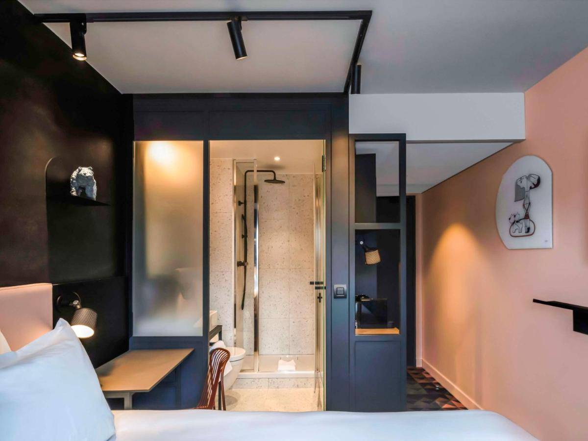 TRIBE Paris Batignolles