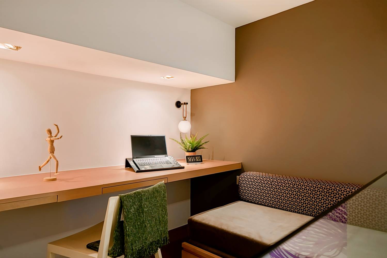 Studio M Hotel