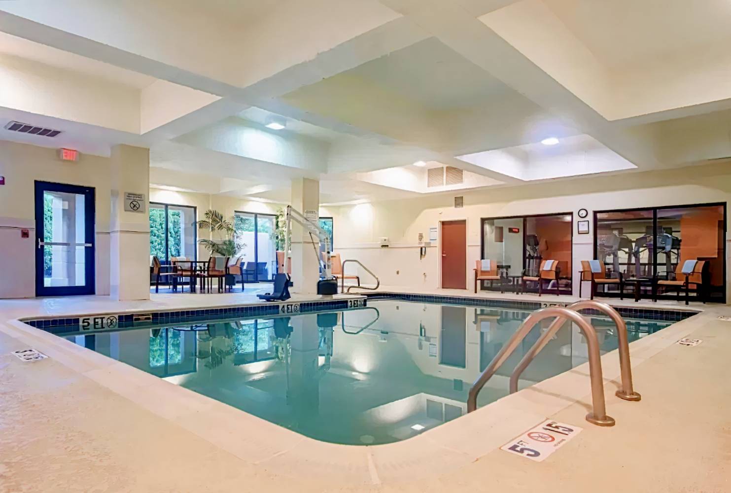 Courtyard Newark Granville