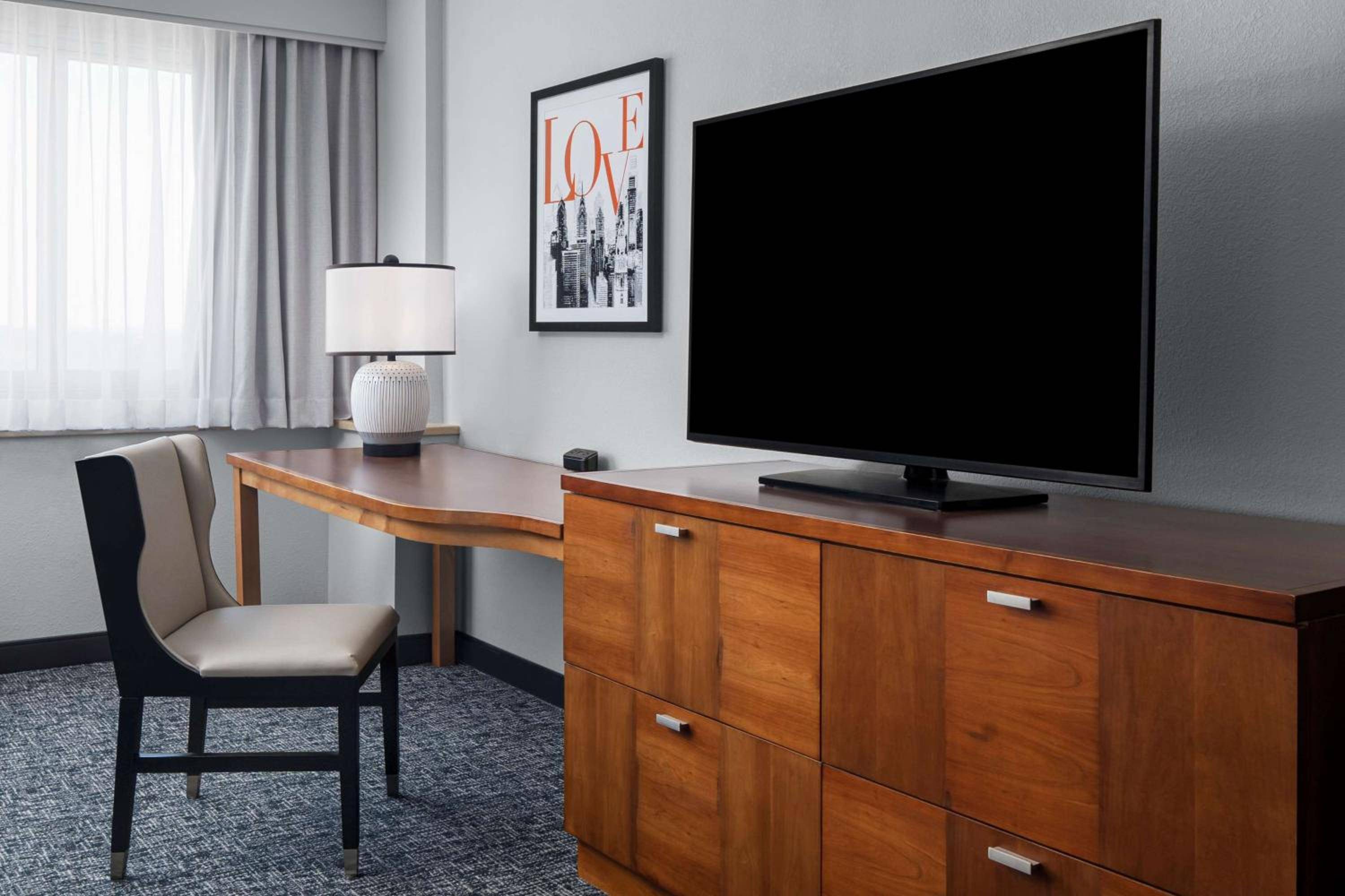The Alloy, a DoubleTree by Hilton - Valley Forge