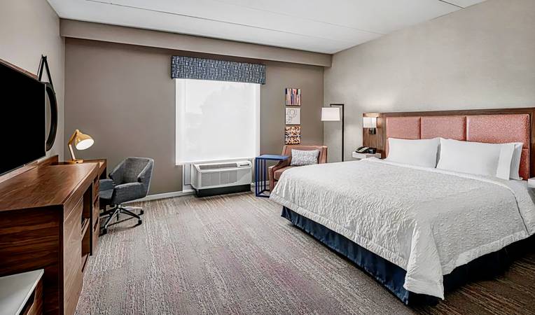 Hampton Inn Boston Woburn