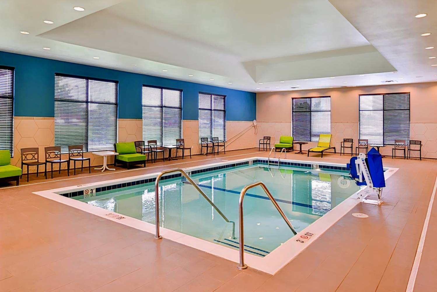 Hampton Inn & Suites St. Paul Oakdale/Woodbury