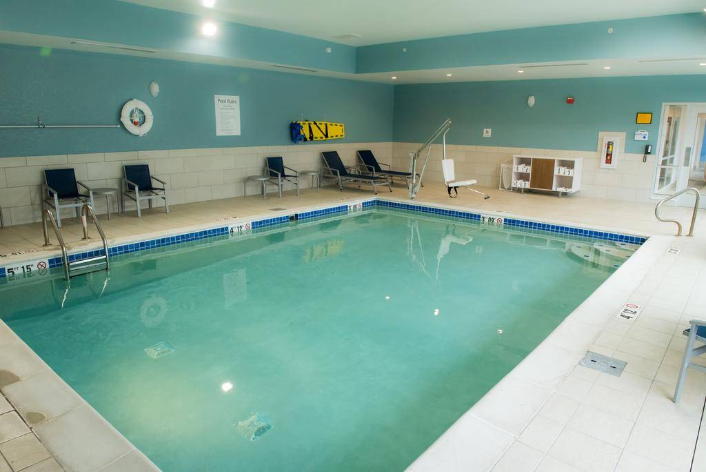 Holiday Inn Express & Suites - Fort Wayne North