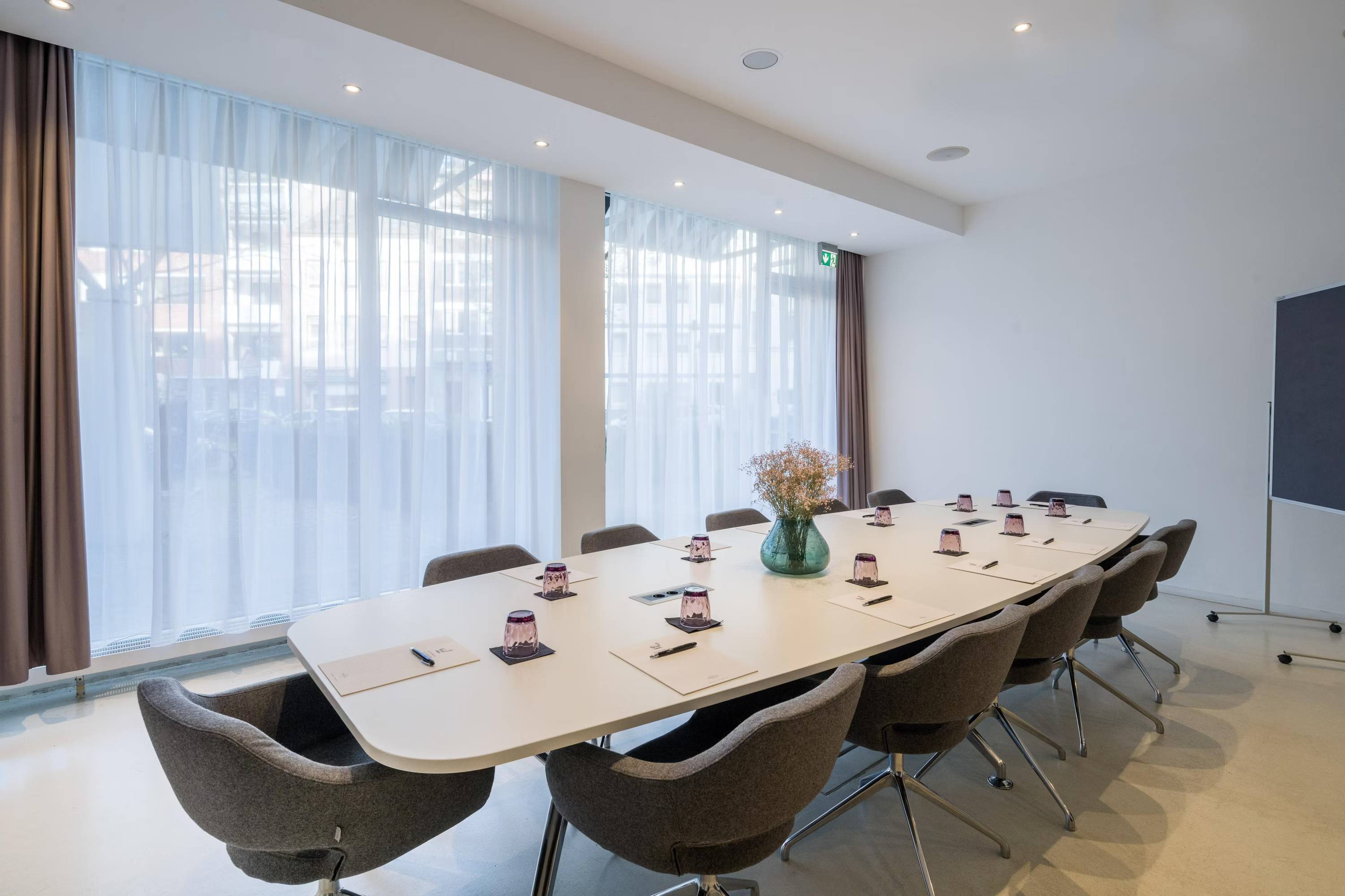 Hotel Indigo Düsseldorf - Victoriaplatz by IHG
