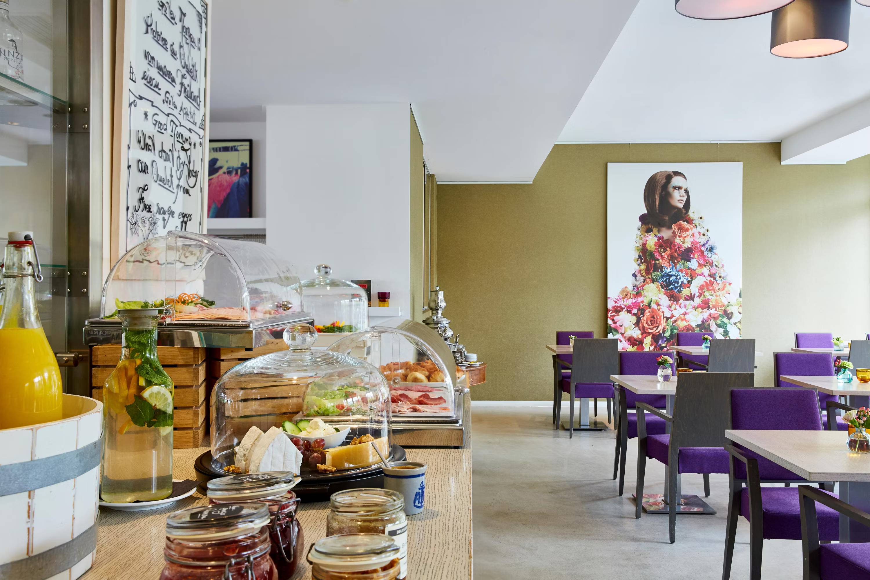 Hotel Indigo Düsseldorf - Victoriaplatz by IHG