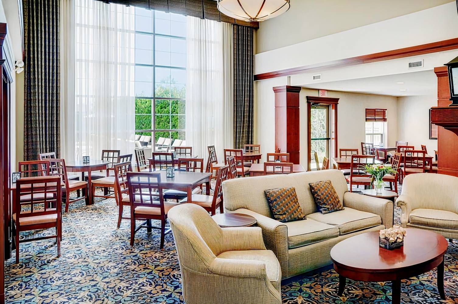 Staybridge Suites Oakville Burlington