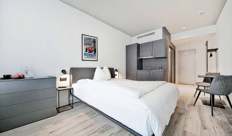 Centurion Tower Hotel