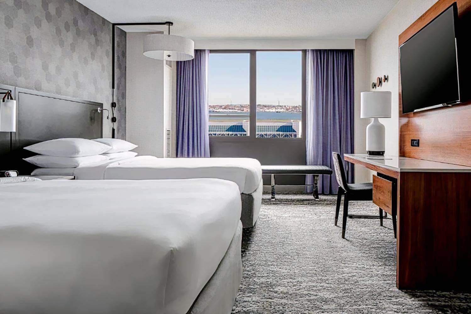 NewYork La Guardia Airport Marriott