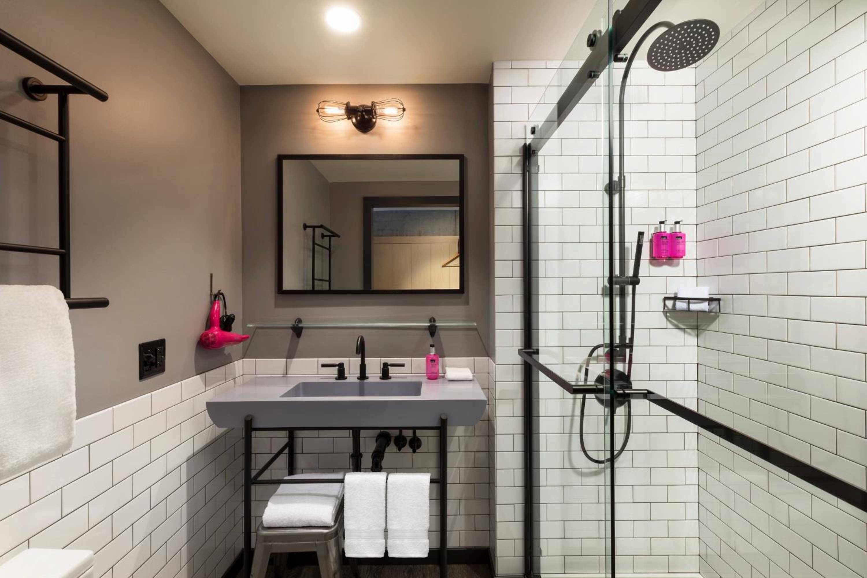 Moxy Boston Downtown