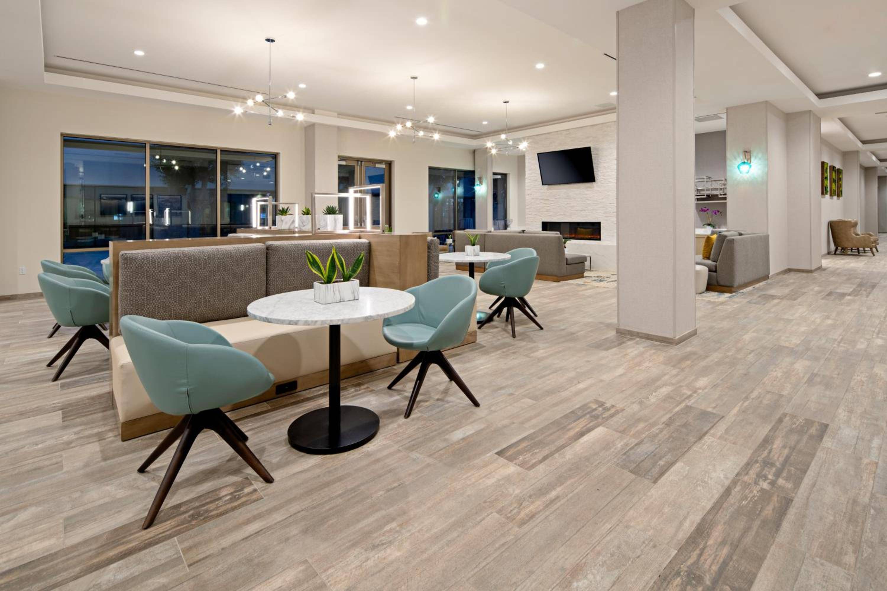 Staybridge Suites - Long Beach Airport, an IHG Hotel