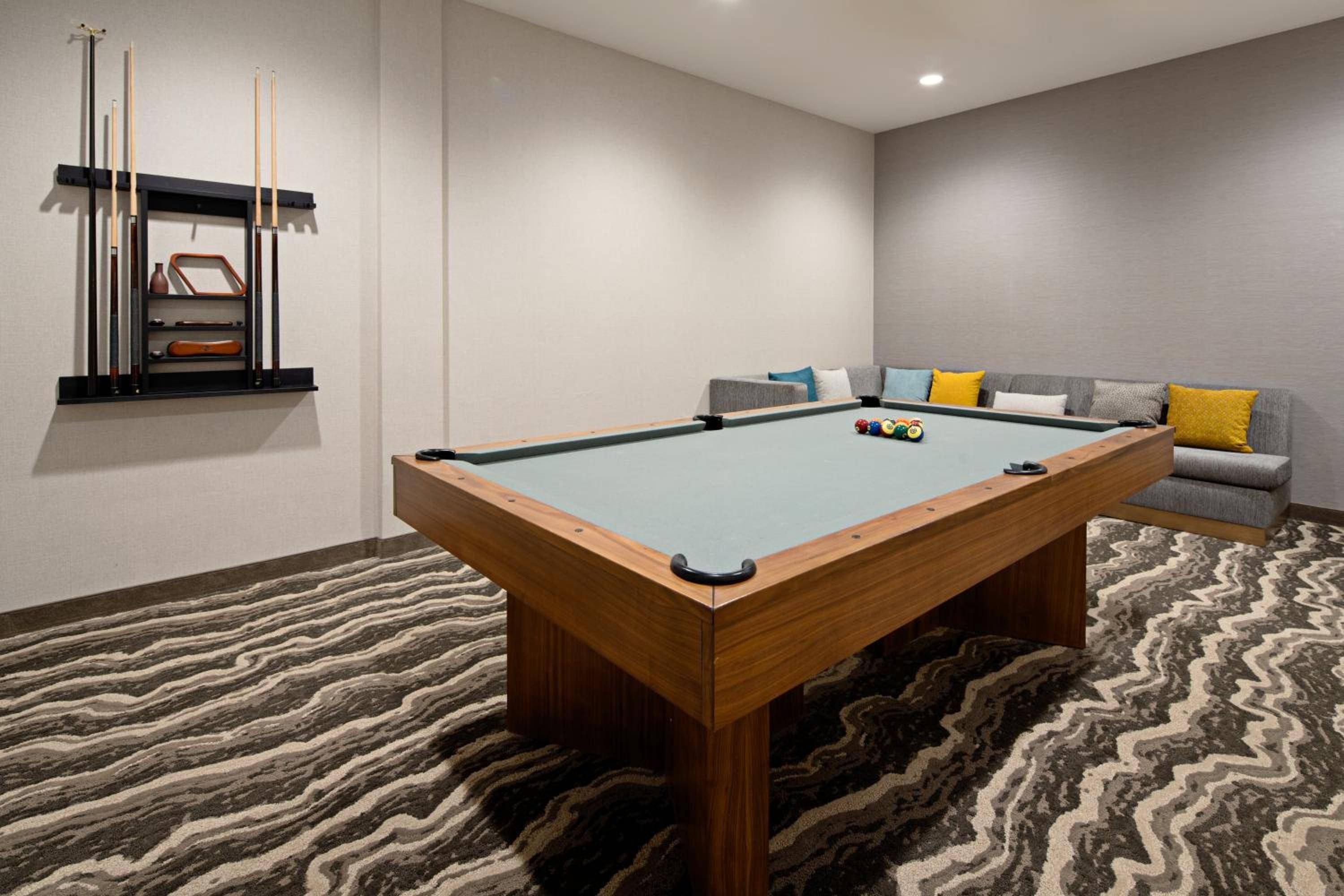 Staybridge Suites - Long Beach Airport, an IHG Hotel