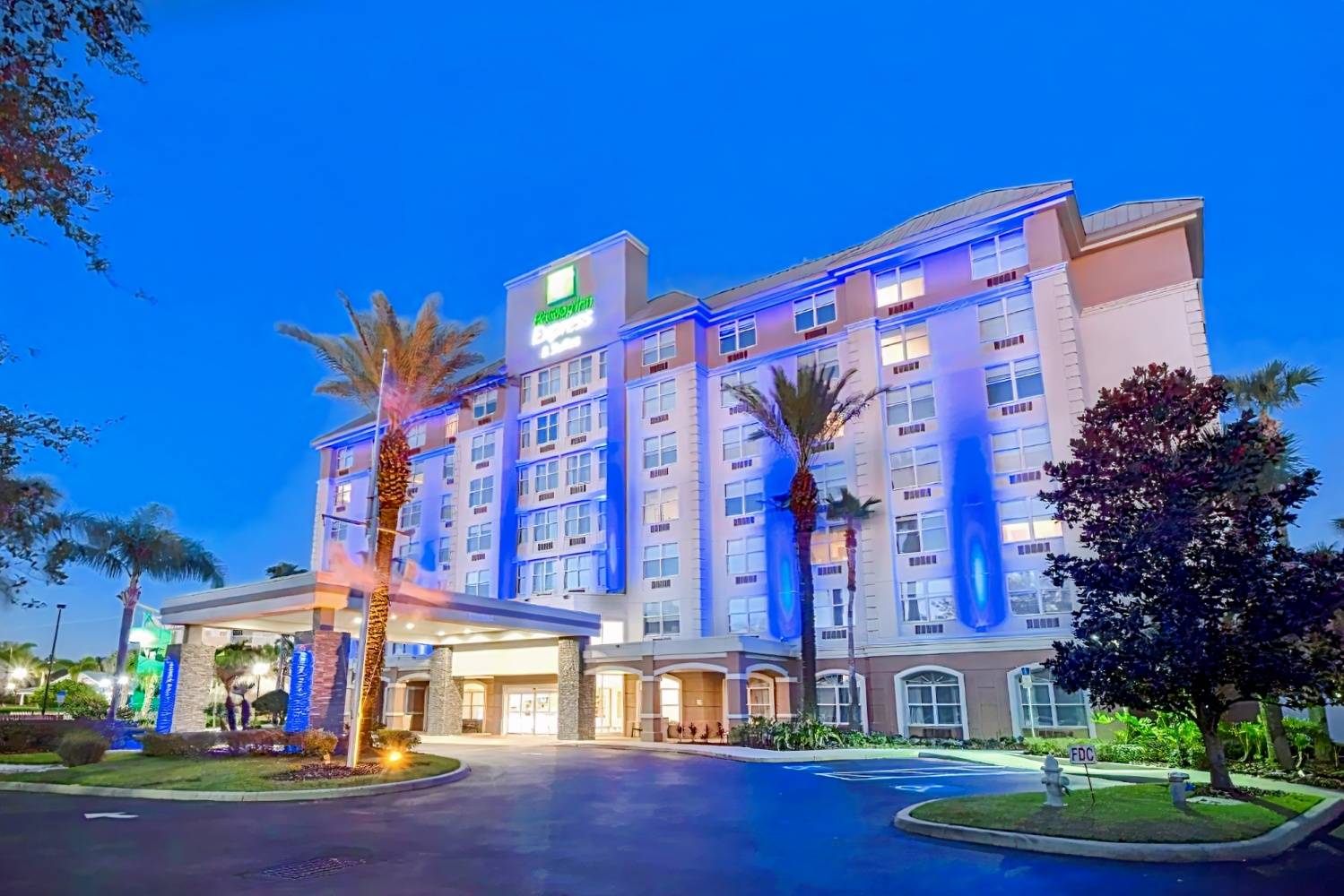 Holiday Inn Express & Suites S Lake Buena Vista