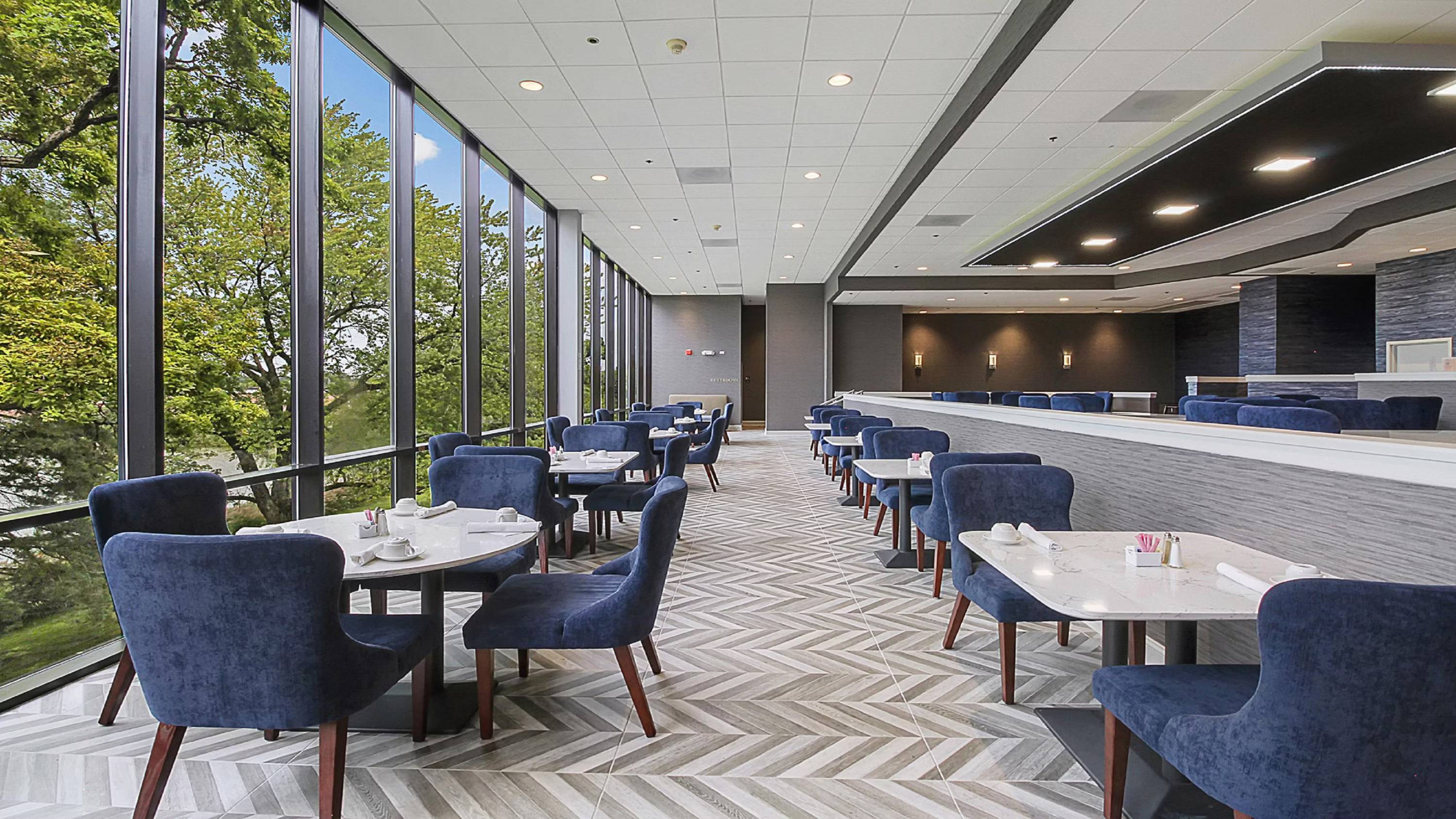 Holiday Inn Chicago Nw Crystal Lk Conv Ctr, an IHG Hotel