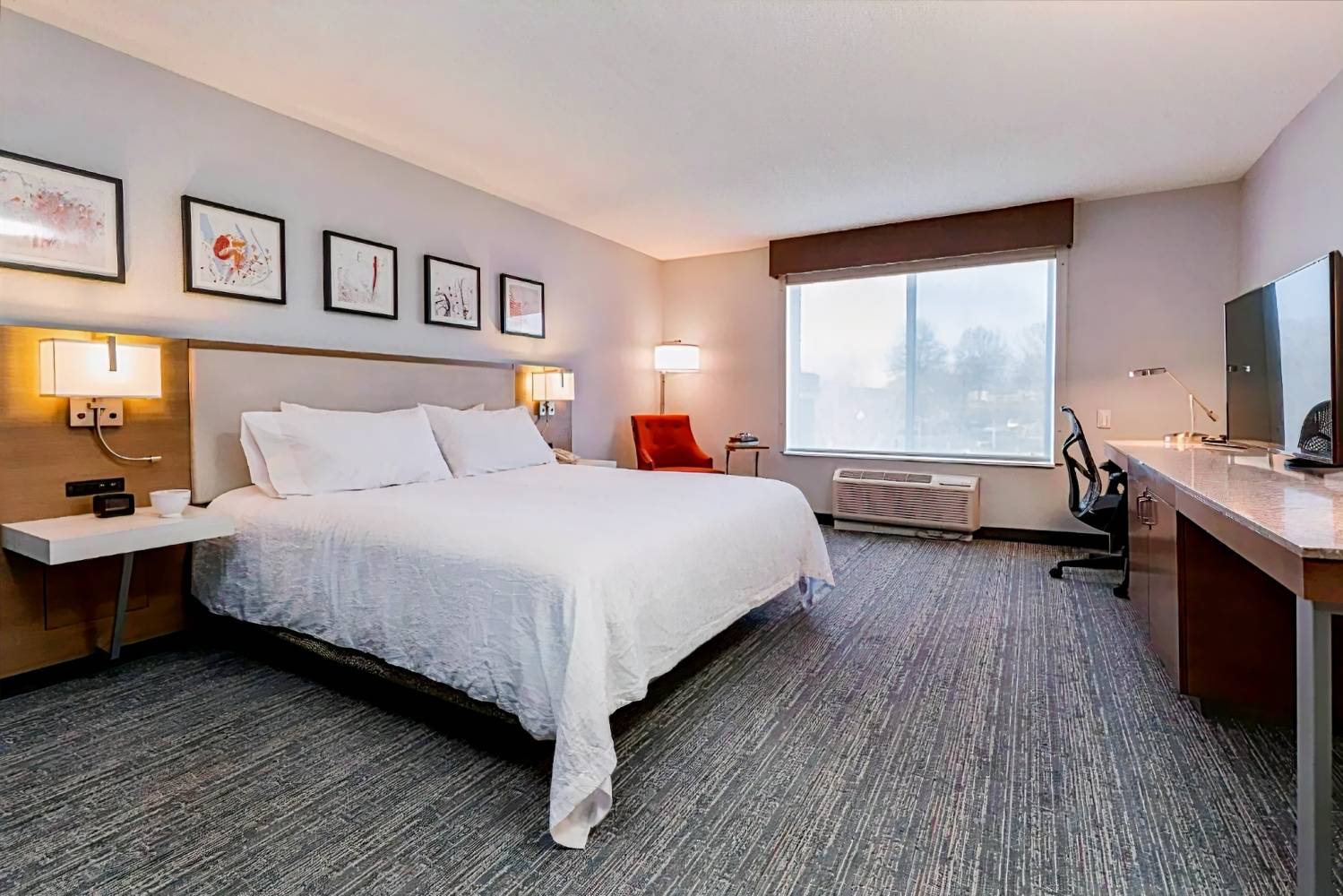 Hilton Garden Inn Atlanta Marietta, Cumberland : -41% during the day