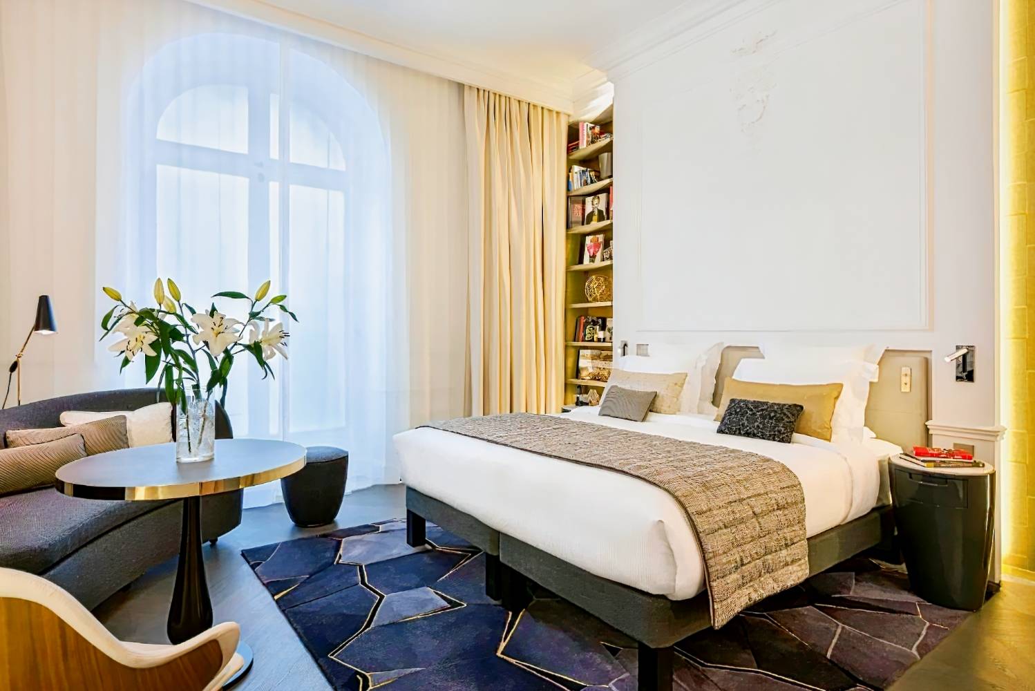 La Clef Champs-Élysées Paris by The Crest Collection