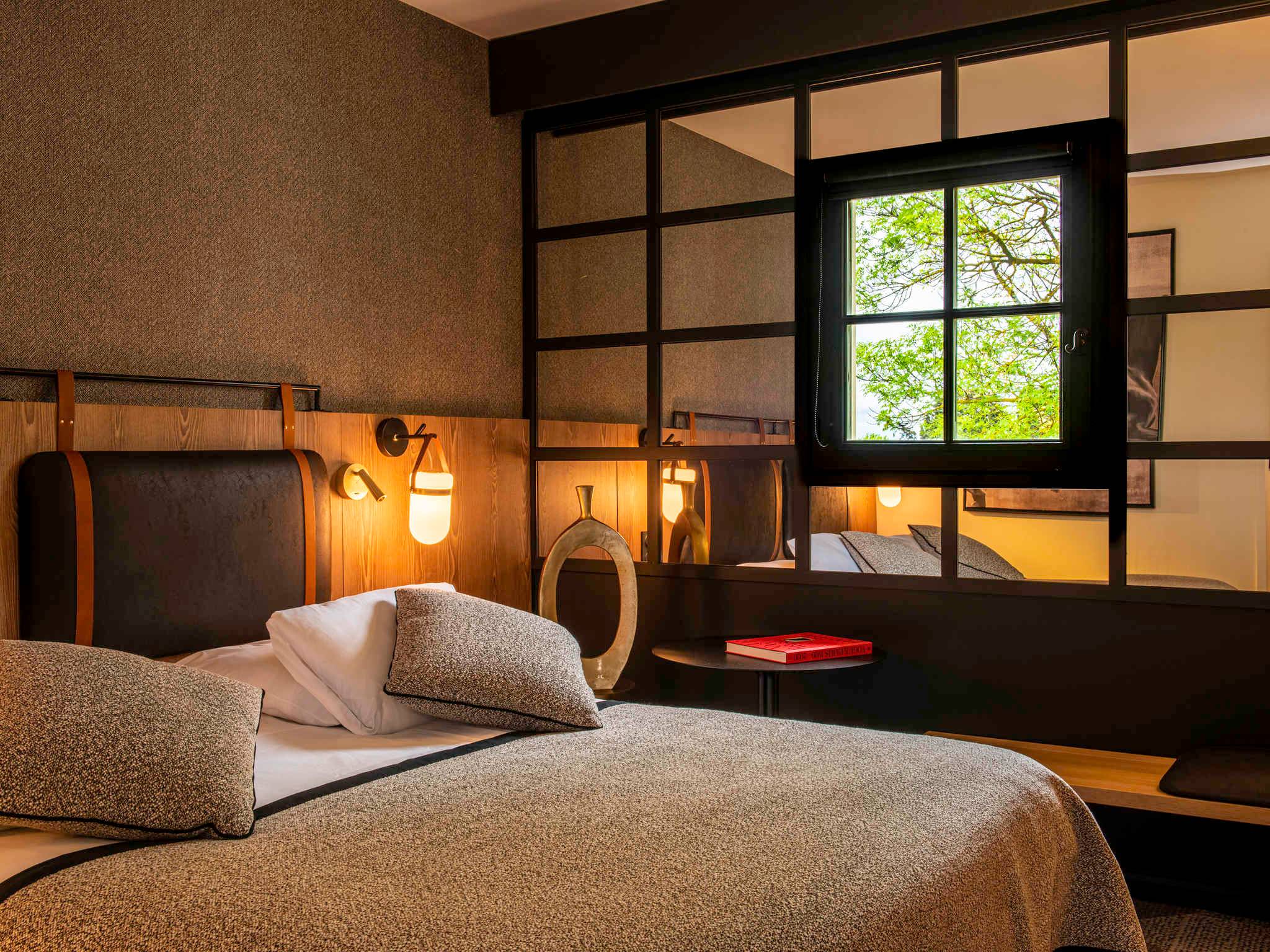Mercure Carcassonne La Cité hotel