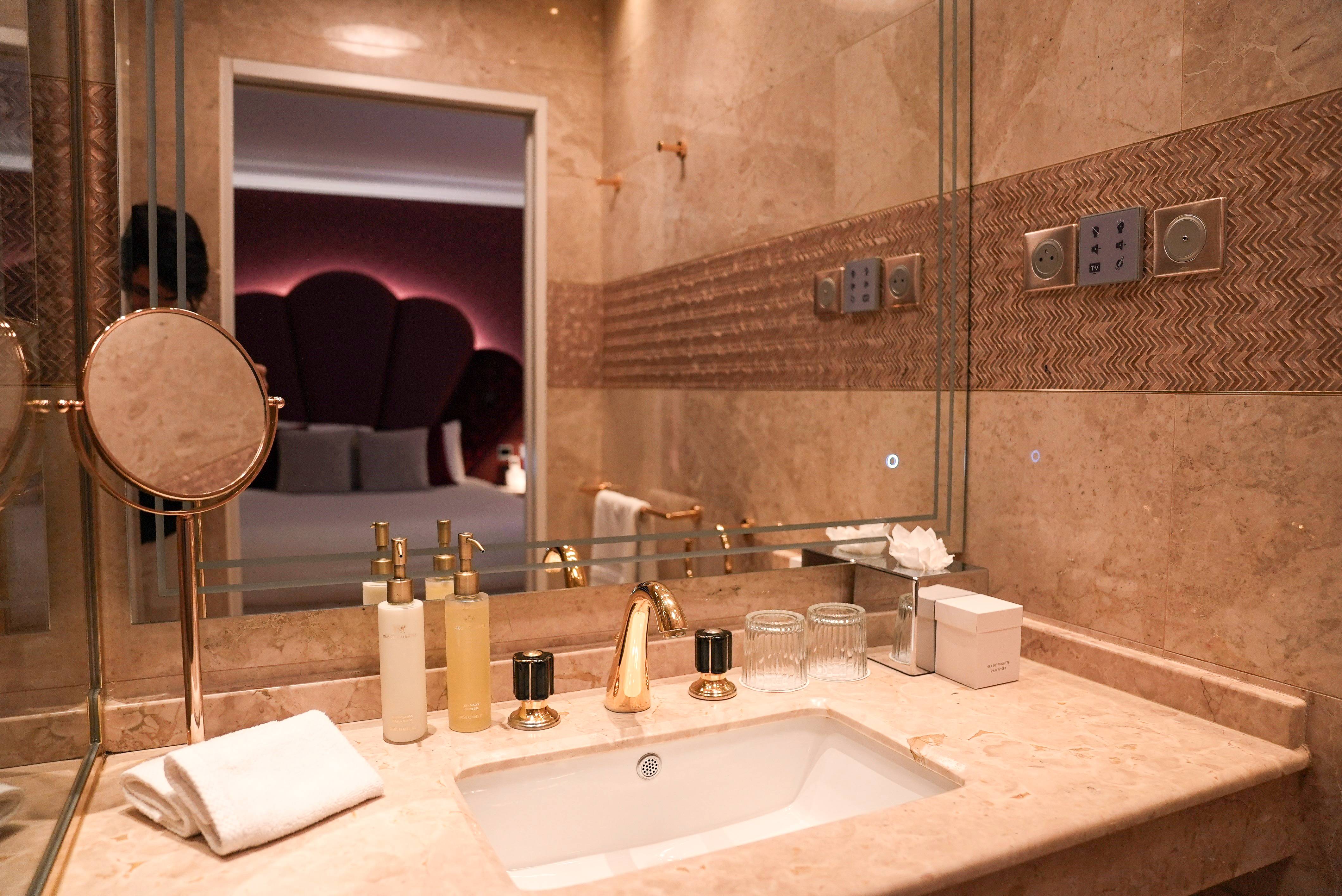 Paris j'Adore Hotel & Spa