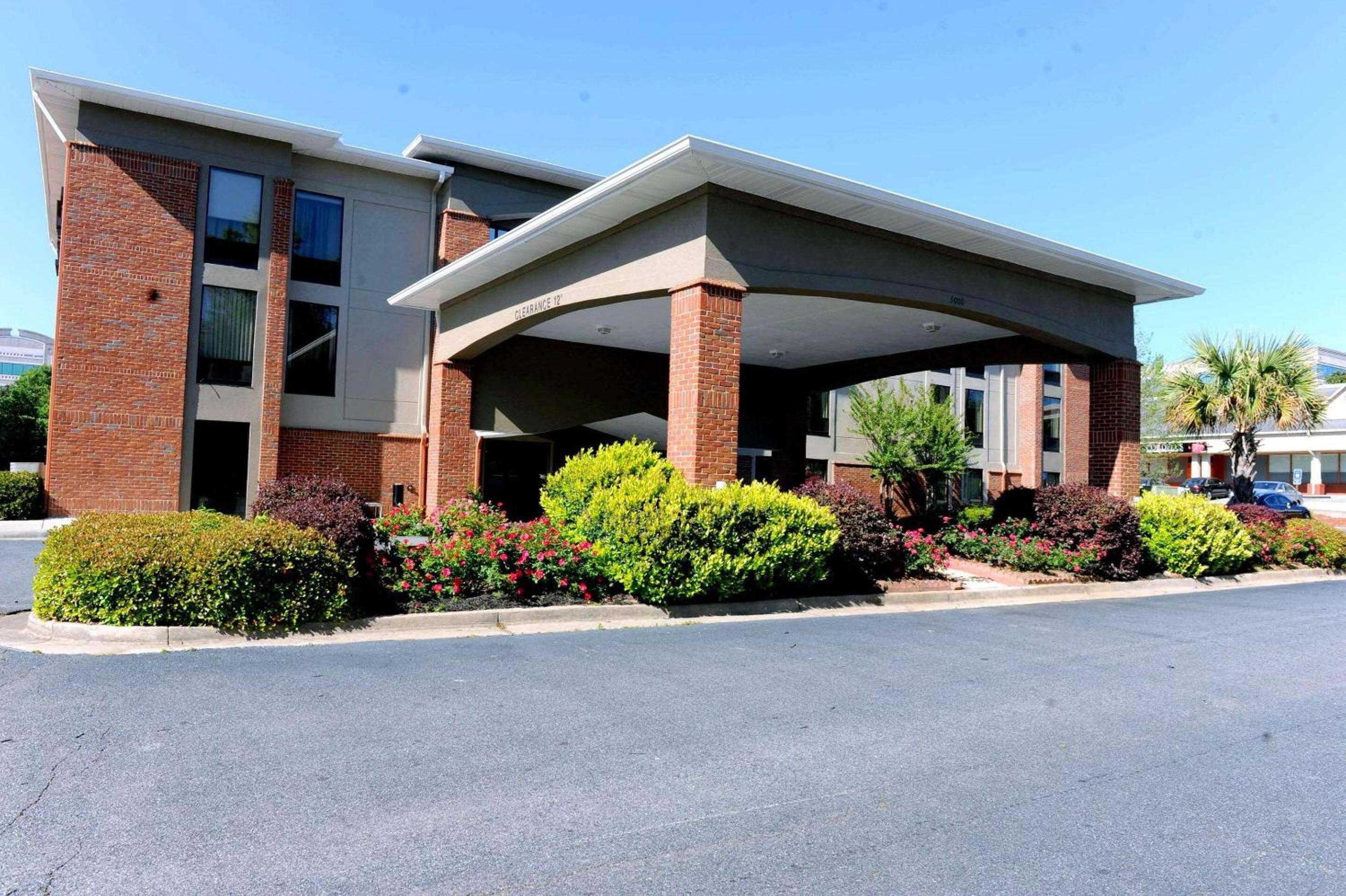 Alpharetta Inn