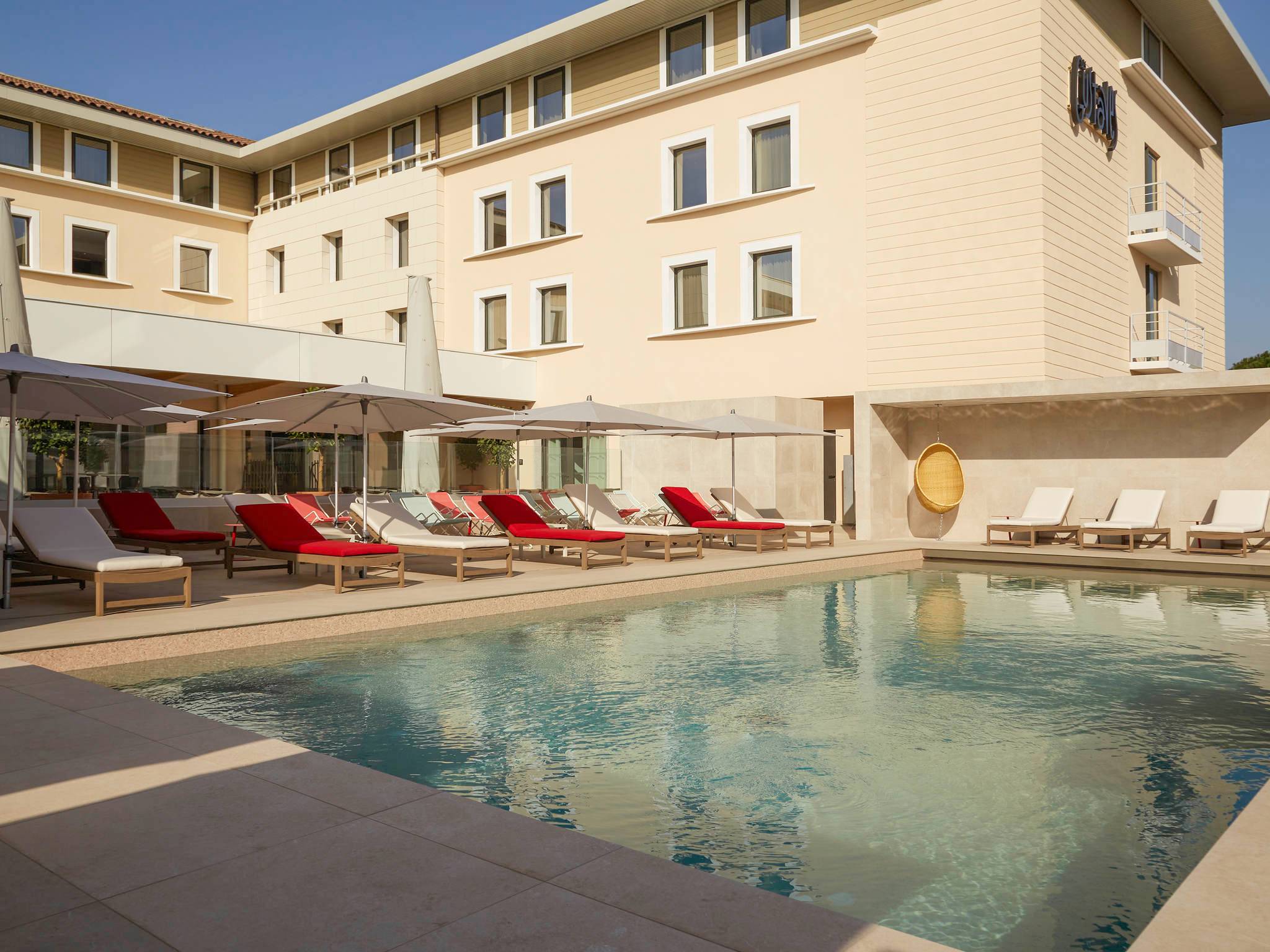 Mercure Avignon Gare TGV