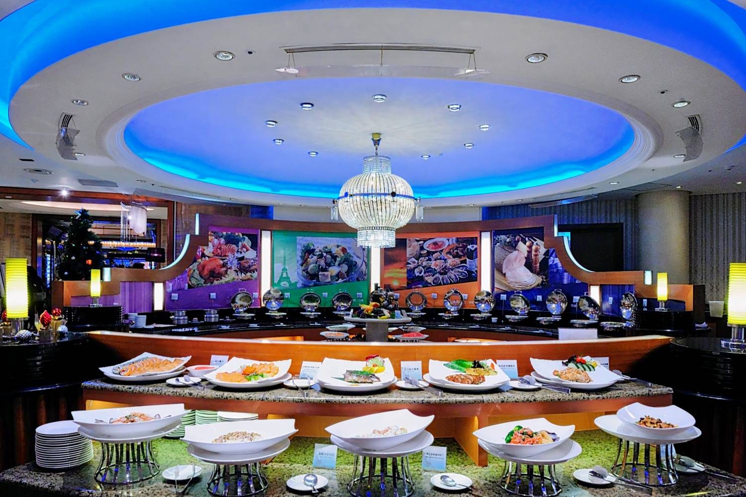 尊爵大飯店 Monarch Plaza Hotel