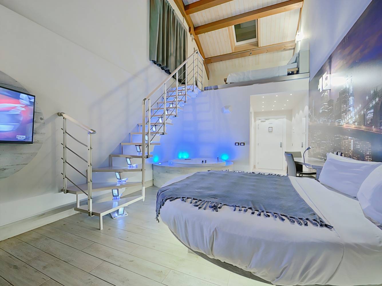 Hotel Seven rooms