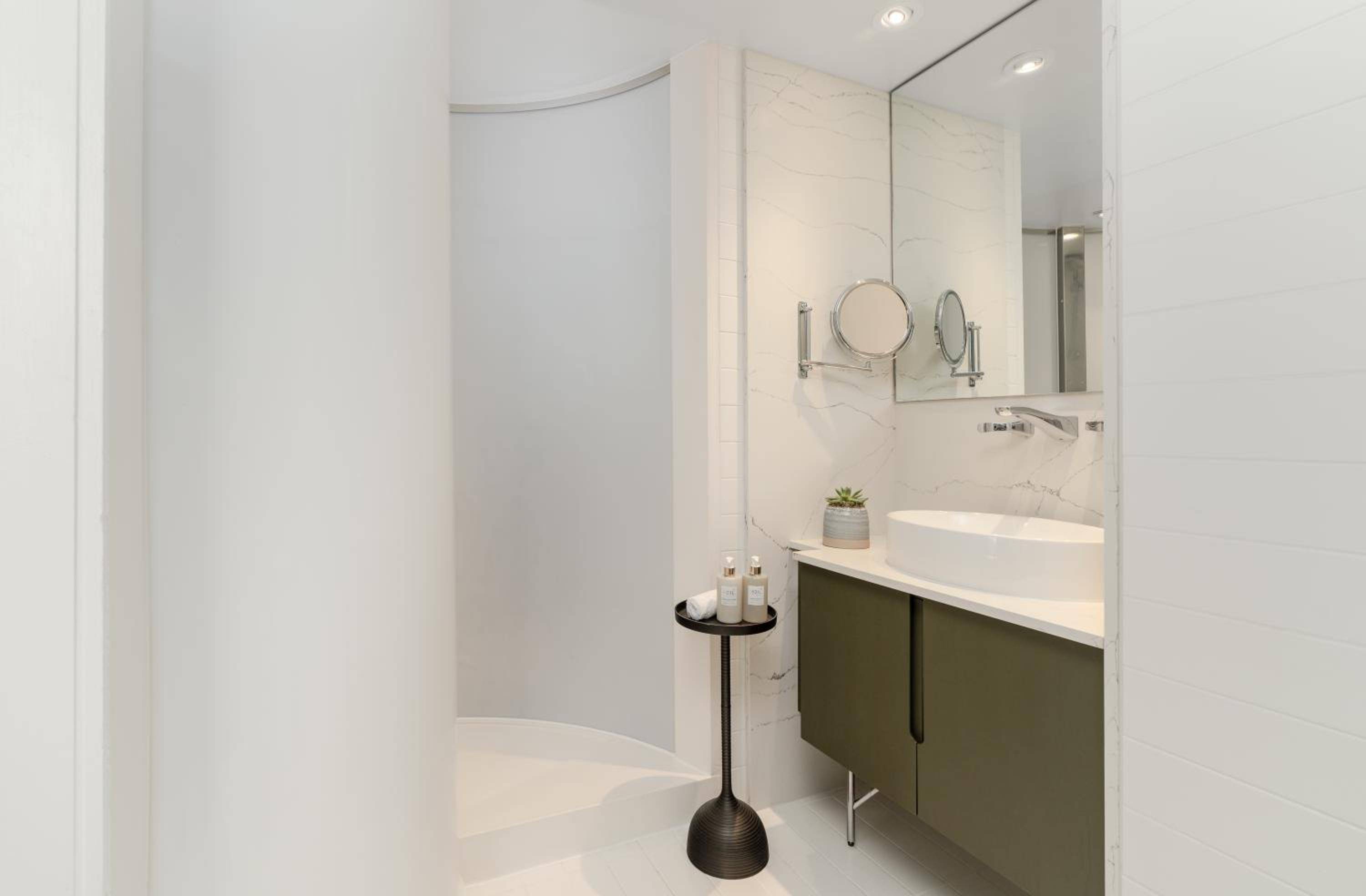 Hotel Zena, a Viceroy Urban Retreat